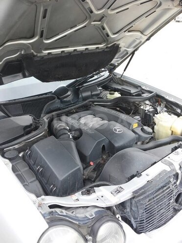 Mercedes E 320 1997, 290,000 km - 3.2 l - Bakı