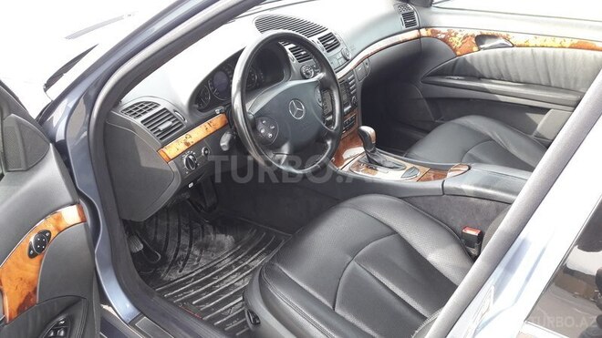 Mercedes E 240 2005, 225,000 km - 2.6 l - Bakı