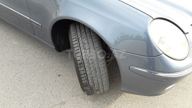 Mercedes E 240 2005, 225,000 km - 2.6 l - Bakı
