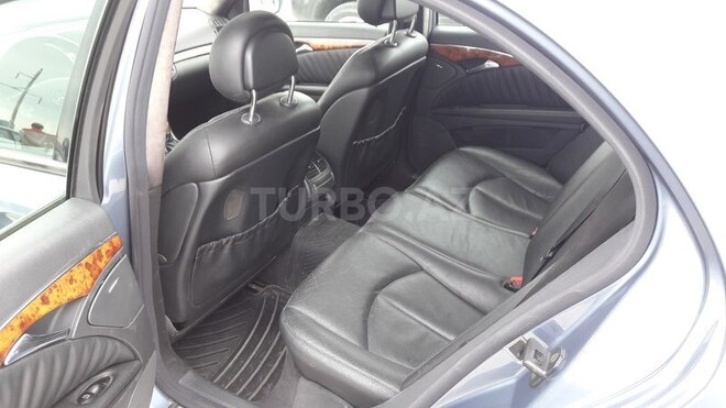 Mercedes E 240 2005, 225,000 km - 2.6 l - Bakı