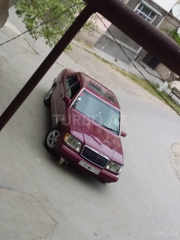 Mercedes E 220 1992, 300,723 km - 0.5 l - Sumqayıt