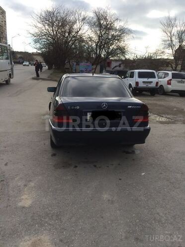 Mercedes C 240 1997, 260,000 km - 2.4 л - Bakı