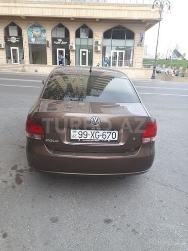 Volkswagen Polo 2015, 11,000 km - 1.6 l - Bakı