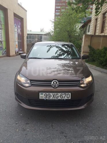 Volkswagen Polo 2015, 11,000 km - 1.6 l - Bakı