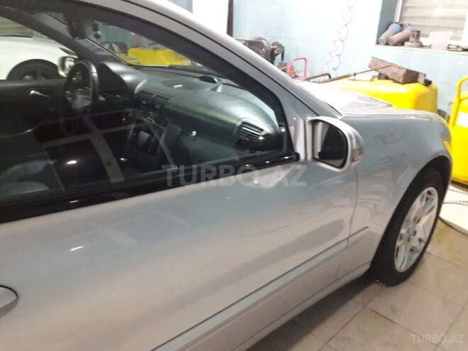 Mercedes C 200 2001, 200,000 km - 2.0 l - Bakı