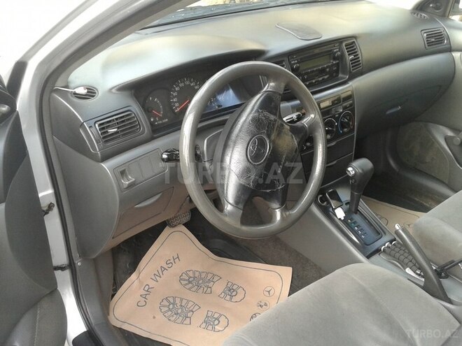 Toyota Corolla 2003, 230,000 km - 1.3 l - Bakı