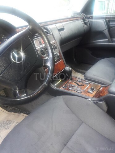 Mercedes E 240 1999, 237,000 km - 2.4 l - Ağdam