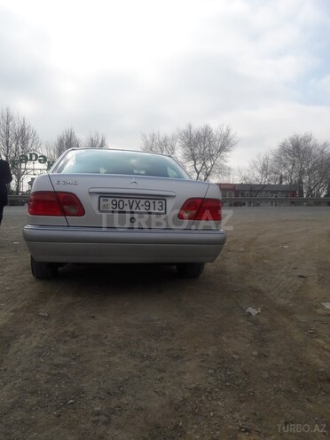 Mercedes E 240 1999, 237,000 km - 2.4 l - Ağdam