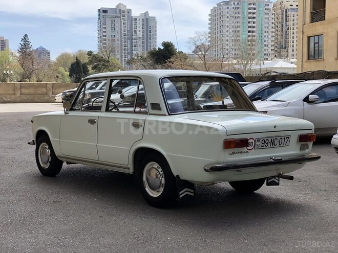 LADA (VAZ) 21011 1979, 180,000 km - 1.3 l - Bakı