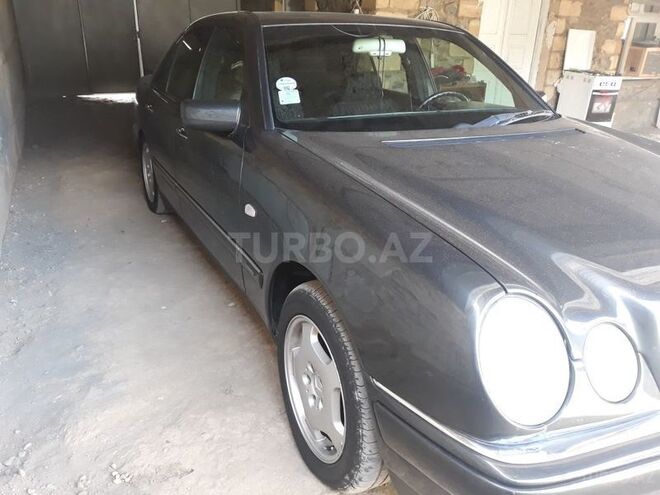 Mercedes E 280 1996, 255,000 km - 2.8 l - Gəncə