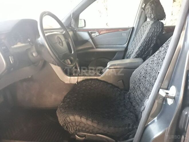 Mercedes E 280 1996, 255,000 km - 2.8 l - Gəncə