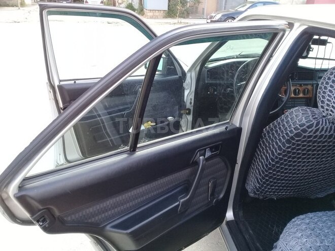 Mercedes 190 1991, 356,800 km - 2.3 l - Bakı