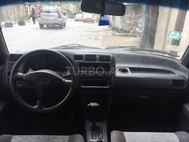 Toyota RAV4 1994, 215,000 km - 2.0 l - Bakı