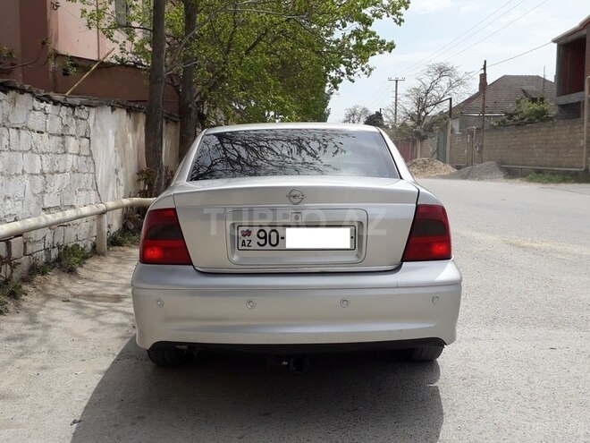 Opel Vectra 2000, 225,000 km - 1.8 l - Bakı