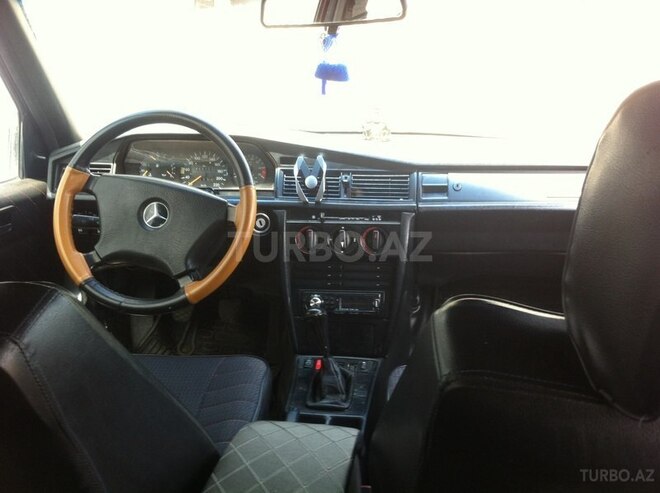 Mercedes 190 1992, 460,000 km - 1.8 l - Lənkəran