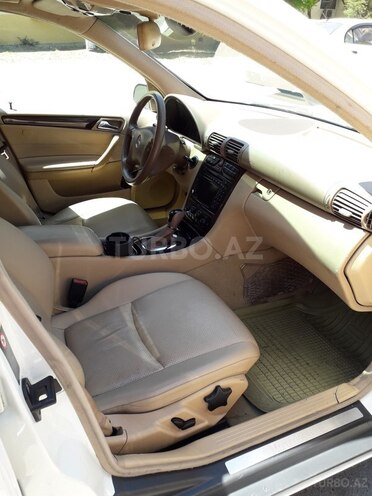 Mercedes C 240 2002, 275,000 km - 2.4 л - Bakı