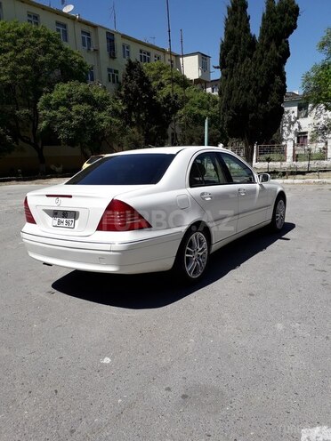 Mercedes C 240 2002, 275,000 km - 2.4 л - Bakı