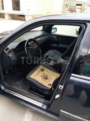 Mercedes E 230 1996, 350,000 km - 2.3 l - Bakı