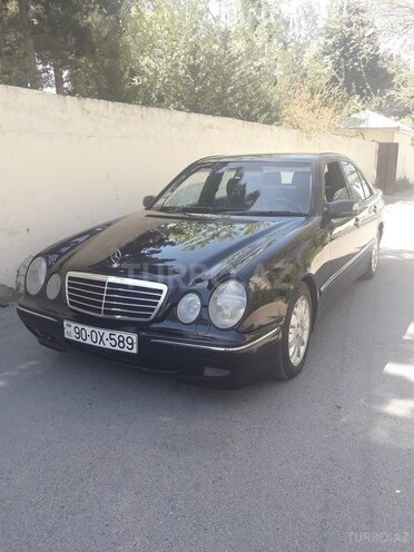 Mercedes E 270 2000, 334,000 km - 2.7 l - Bakı