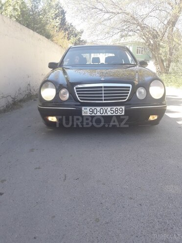 Mercedes E 270 2000, 334,000 km - 2.7 l - Bakı