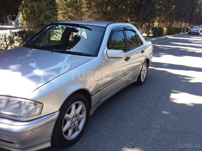 Mercedes C 200 1997, 380,000 km - 2.0 l - Sumqayıt