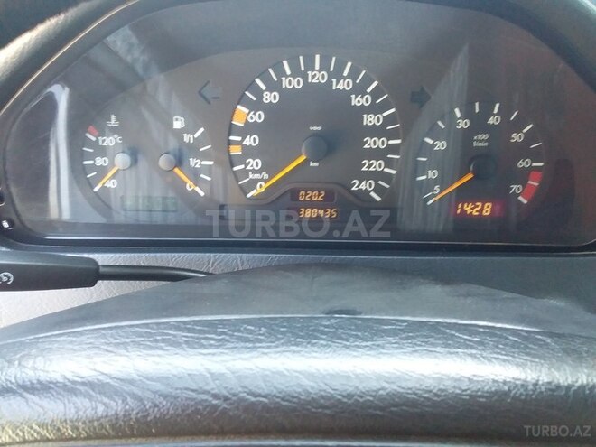 Mercedes C 200 1997, 380,000 km - 2.0 l - Sumqayıt
