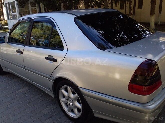 Mercedes C 200 1997, 380,000 km - 2.0 l - Sumqayıt
