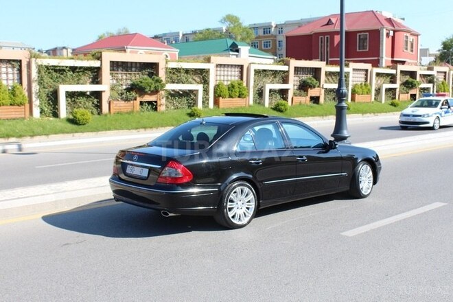 Mercedes E 280 2006, 189,000 km - 3.0 l - Bakı