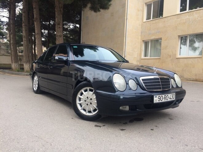 Mercedes E 240 2000, 180,000 km - 2.6 l - Bakı
