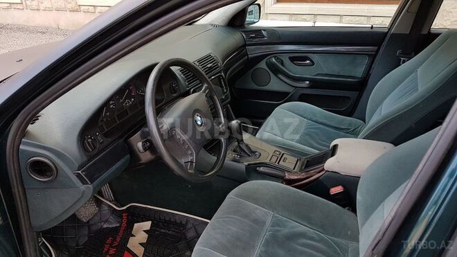 BMW 523 1997, 400,000 km - 2.5 l - Şamaxı