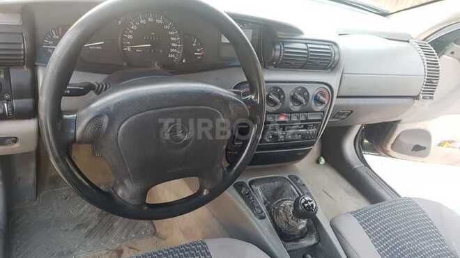 Opel Omega 1994, 198,000 km - 2.0 l - Bakı