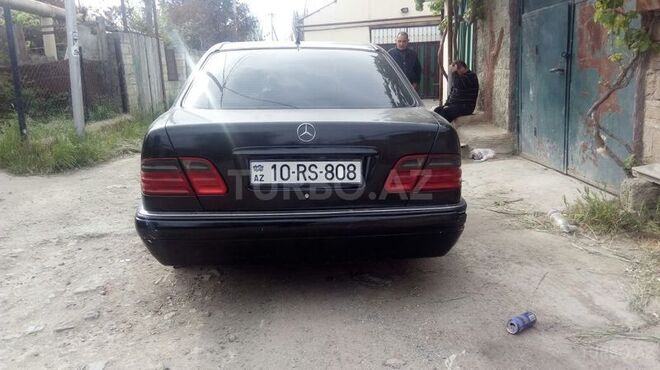Mercedes E 200 1998, 341,567 km - 2.0 l - Bakı
