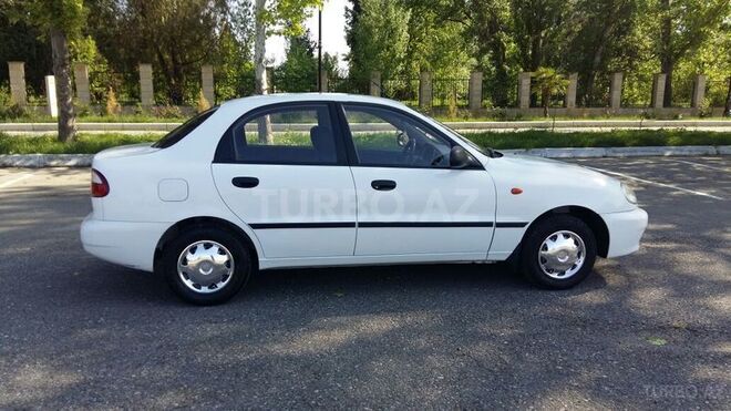 Daewoo Lanos 2010, 168,000 km - 1.3 l - Yevlax