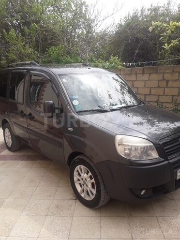 Fiat Doblo 2009, 199,260 km - 1.3 l - Bakı