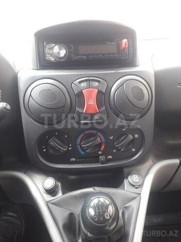 Fiat Doblo 2009, 199,260 km - 1.3 l - Bakı