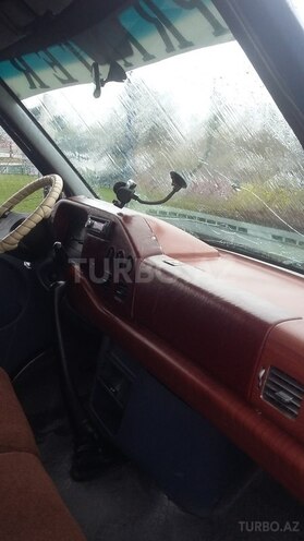 Mercedes Sprinter 312 1995, 236,214 km - 2.9 л - Zaqatala