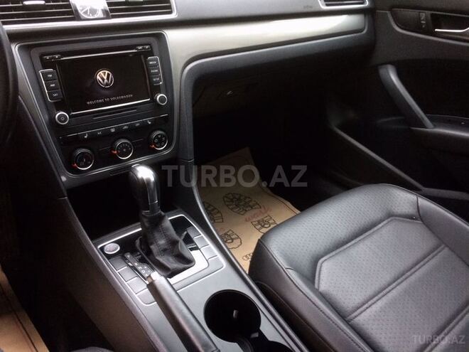 Volkswagen Passat 2015, 25,000 km - 1.8 l - Bakı