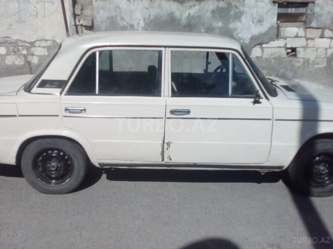 LADA (VAZ) 2106 1979, 400,000 km - 1.3 l - Yevlax