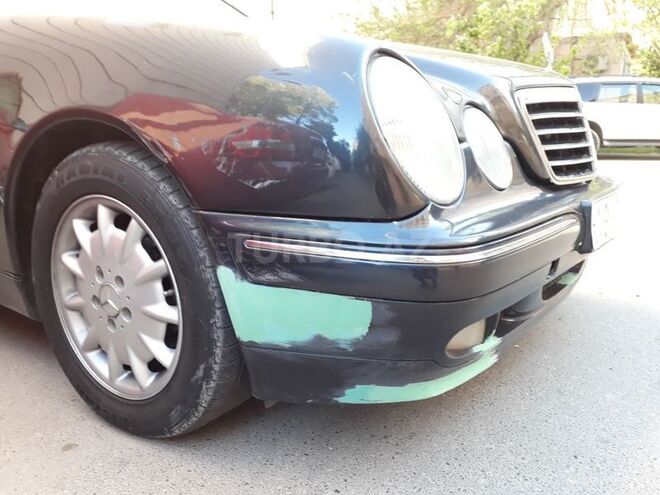 Mercedes E 240 1999, 282,828 km - 2.4 l - Bakı