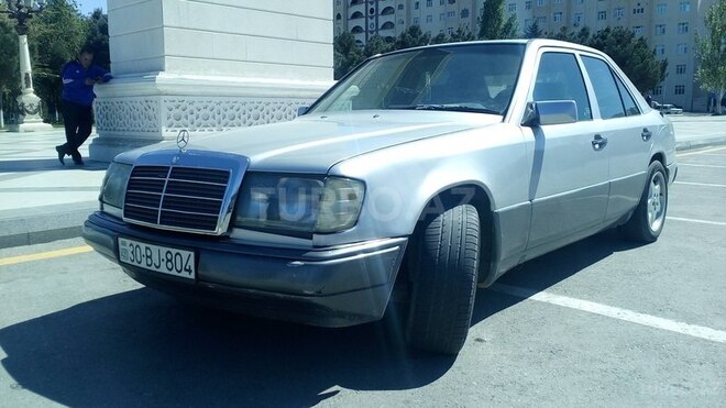 Mercedes E 200 1992, 650,000 km - 2.0 l - Xırdalan