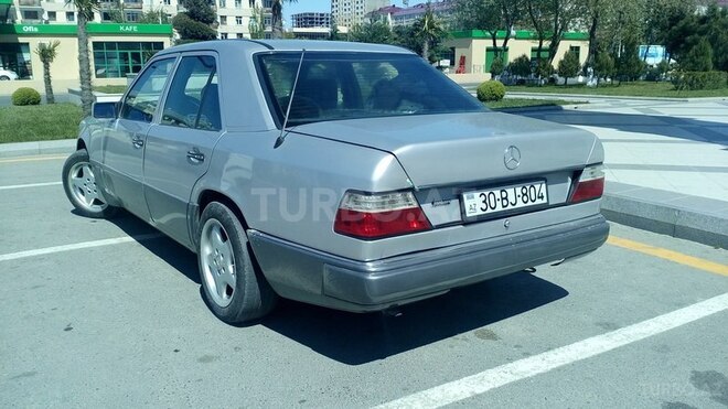 Mercedes E 200 1992, 650,000 km - 2.0 l - Xırdalan