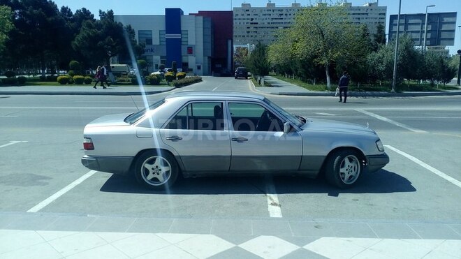 Mercedes E 200 1992, 650,000 km - 2.0 l - Xırdalan