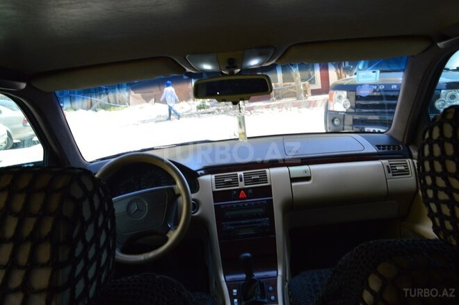 Mercedes E 200 1996, 250,000 km - 2.0 л - Bakı