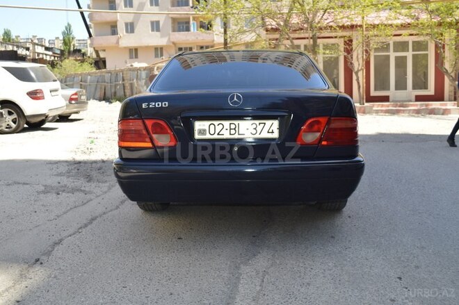 Mercedes E 200 1996, 250,000 km - 2.0 л - Bakı
