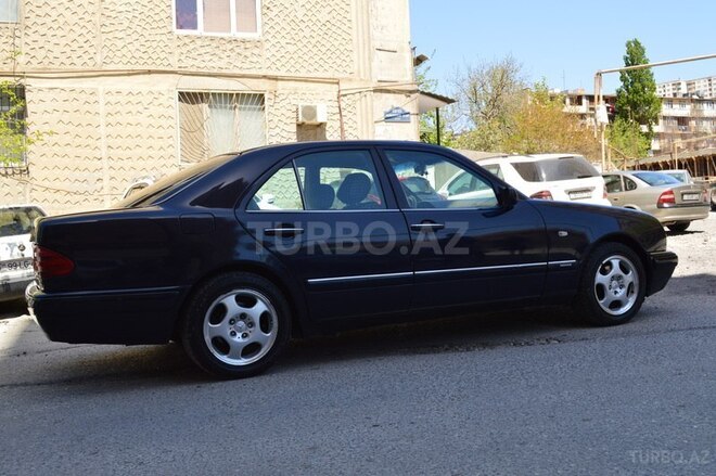 Mercedes E 200 1996, 250,000 km - 2.0 л - Bakı