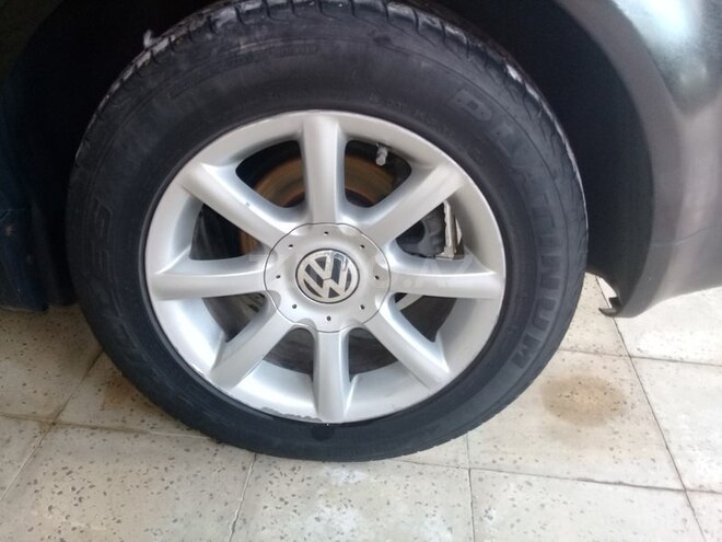 Volkswagen Passat 2003, 220,000 km - 1.8 l - Bakı