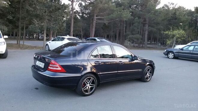 Mercedes C 240 2001, 224,000 km - 2.6 л - Sumqayıt