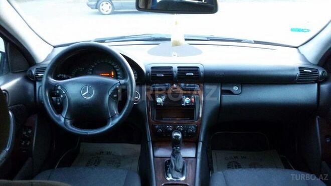 Mercedes C 240 2001, 224,000 km - 2.6 л - Sumqayıt