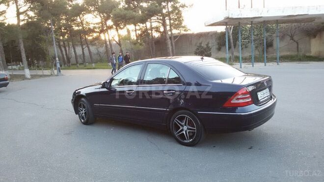 Mercedes C 240 2001, 224,000 km - 2.6 л - Sumqayıt