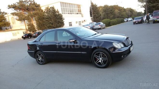 Mercedes C 240 2001, 224,000 km - 2.6 л - Sumqayıt